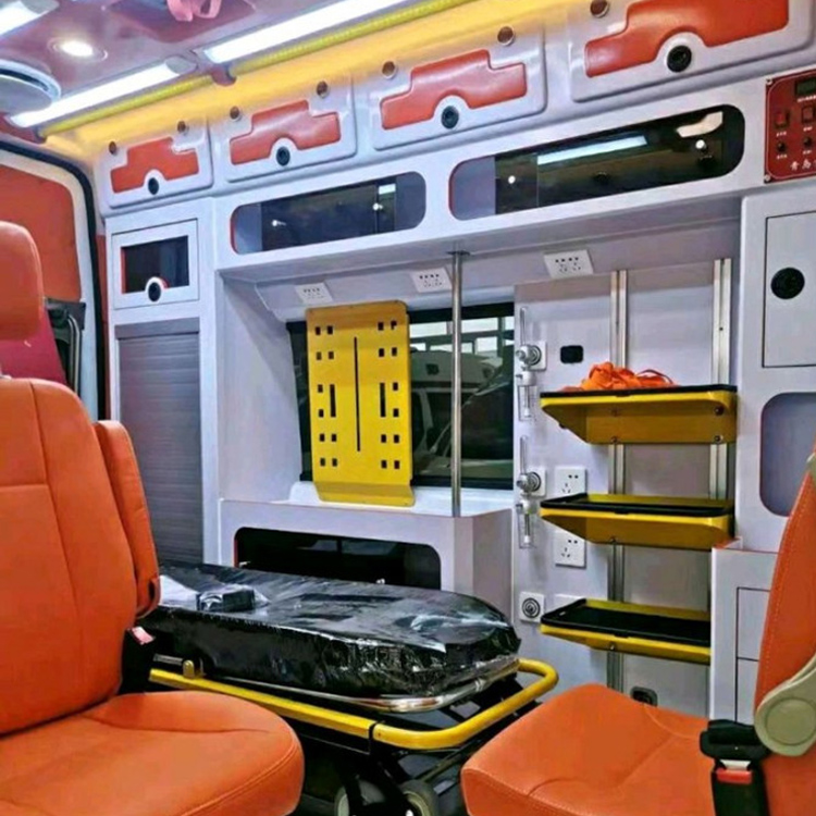 蕉岭长途救护车护送病人租赁价格